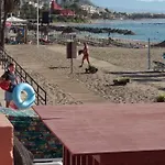 Ana Junto A La Playa Benalmádena