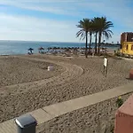 Ana Junto A La Playa Benalmádena