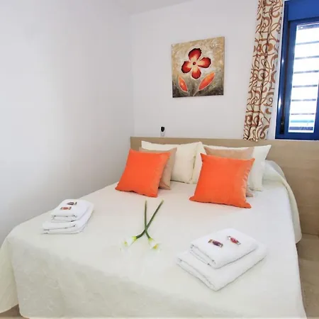Ana Apartamento