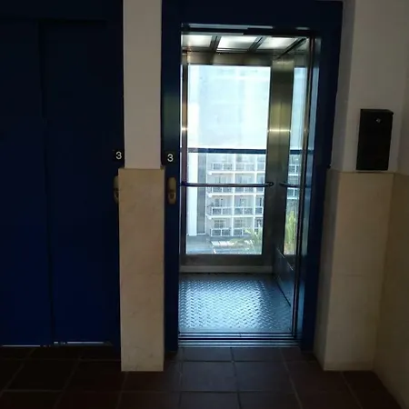Ana Apartamento *