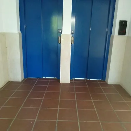 Ana Apartamento *
